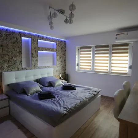 Apartman Global Διαμέρισμα Πριέντορ