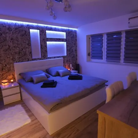 Apartman Global * Πριέντορ