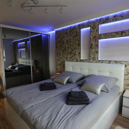 Apartman Global Διαμέρισμα *